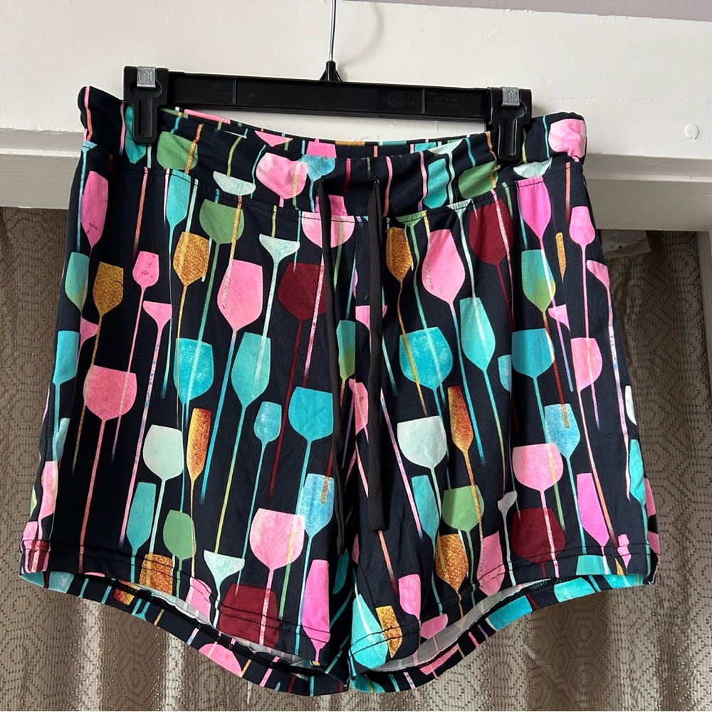 NWT Amanda Blu wine glass shorts size M